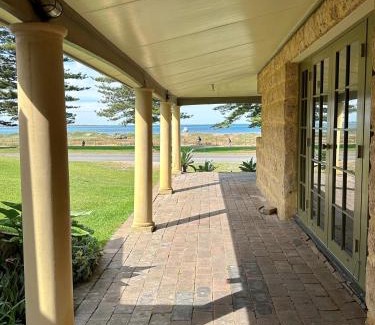Shoalwater House | Ardgreian