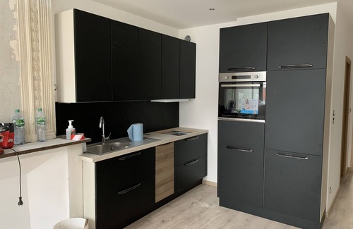 Ardres Apartment | Ardres Superbe f2 Neuf Hyper Centre rez de Jardin