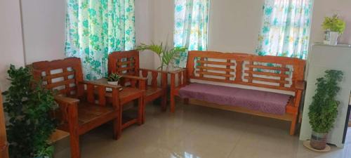 San Juan Bed & Breakfast | Aremen Transient, the no hassle and no fuss BR with shared bathroom