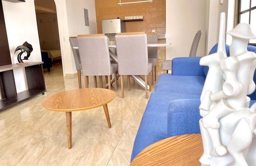 Manta Apartment | Arena · Piscina. Playa y Gastronomía cerca