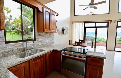 Nuevo Arenal House | Arenal Lakeview Villas