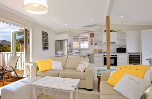 Culburra Beach House | Arklow - Pet Friendly with Ocean Views