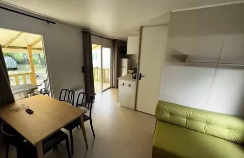 Villeneuve-les-Maguelone House | Arnel Campsite * - Mobile home Riviera Sun - 32m2 - 2 bedrooms 4 people