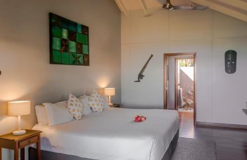 Wailoloa Hotel | Aroha Taveuni Beachfront Bures