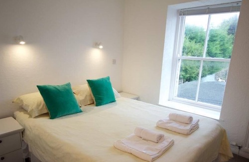 Douglas House | Arrandale House