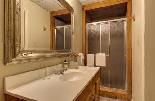 Wiley House | Arrowhead Falls