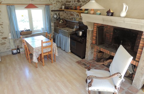 Ars-les-Favets House | Ars Les Favets: House/Villa - Ars Les Favets