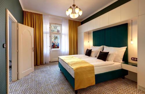 City Centre Hotel | Art Deco WOLKER by ASTORIA Hotel & Medical Spa