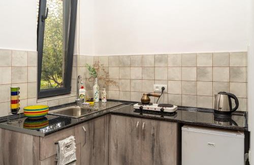 Garni House | Art Rooms Garni