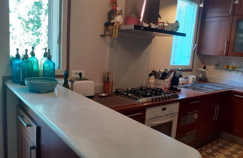 Sainte-Genevieve-des-Bois House | Artist's house in the heart of town