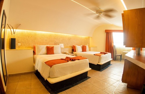 Playa Chachalacas Resort | Artisan Playa Esmeralda Family Beach Hotel