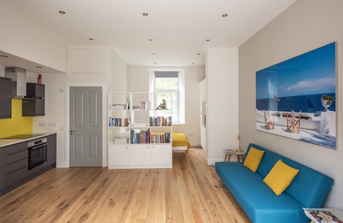 Stockbridge Apartment | Artist's Studio in Stockbridge