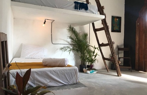 Mario Villanueva Madrid Hostel | Artistic centre hostel & private rooms