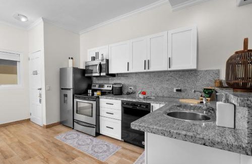 Aruba House | Aruba Breeze C4