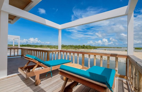San Pedro Villa | Aruna Resort & Villas