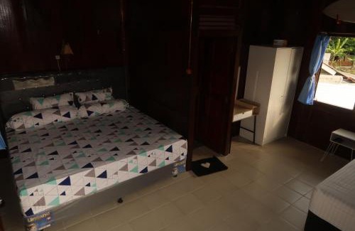 Tjimadja Cabin | Arya's Surf Camp Cimaja