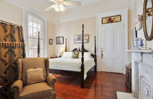 Esplanade Ridge Bed & Breakfast | Ashton's Bed and Breakfast
