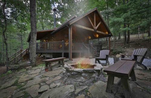 Cherry Log Cabin | Aska Retreat | Blue Ridge, GA