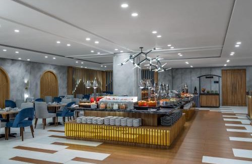 Pekalongan Hotel | Aston Pekalongan Syariah Hotel & Conference Center