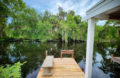 Astor House | Astor River House with 2 private boat slips