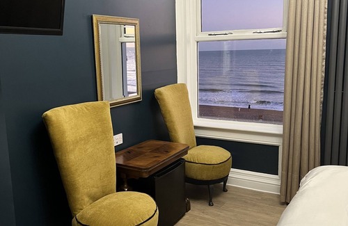 Hastings Hotel | Astral Lodge