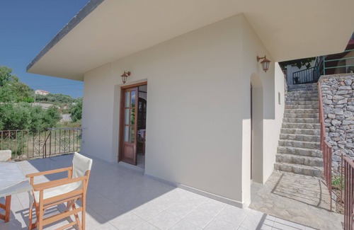 Exopoli Apartment | Astrostudio 1 Chania ☀️ Apartment with isolated balcony. Sea and mountain view