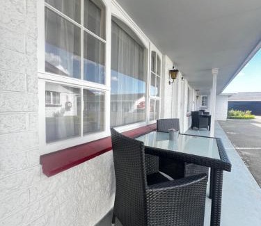 Invercargill Hotel | ASURE Surrey Court Motel Invercargill