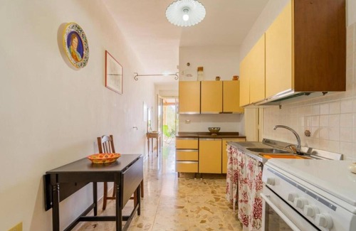 Diso House | At 50 MT from the Acquaviva cove and the Ficò lido here is Casa Vacanza Nilde.