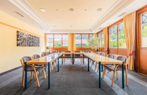 Kirchschlag in der Buckligen Welt Resort | Private room ∙ 1 bedroom ∙ 2 guests