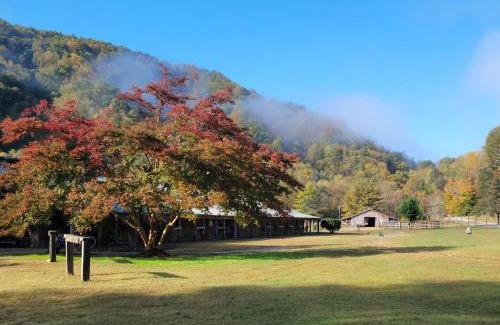 Ferguson House | At Rainbows Edge