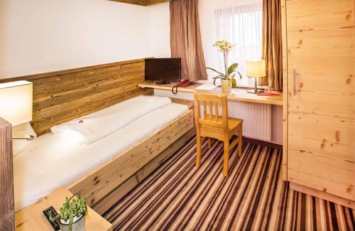 Scheffau am Wilden Kaiser Hotel | 50 m² Hotel ∙ 1 bedroom ∙ 6 guests