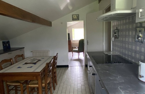 Bussunarits-Sarrasquette Apartment | At the foot of the Gamia pass, 10 minutes from St Jean Pied de Port, a beautiful apartment. 100m2