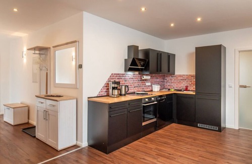 Eckental Apartment | At the gateway to Franconian Switzerland - Apartment with bedroom