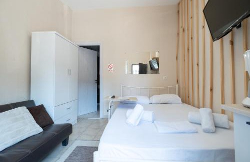 Drama Apartment | Athanias Studio