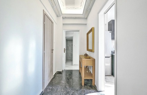 Gazi Apartment | Athens Divas Secret Suite 5