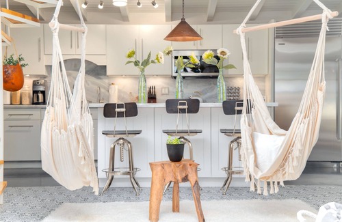 Midtown House | Atlantis House- beautiful residence close to beaches