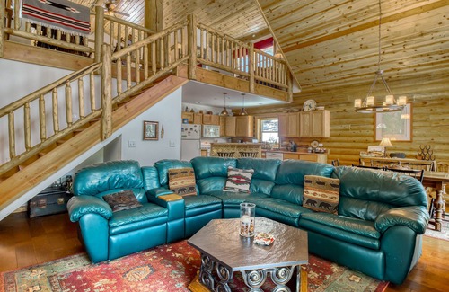 Columbine Lake House | Atmospheric mountain cabin with balcony & firepit - three miles from Purgatory