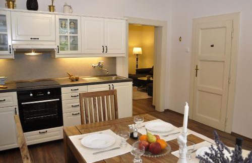 Hloubetin Apartment | Atmospheric Quiet Apartment