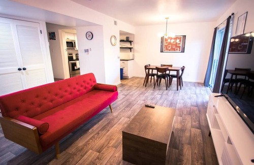 St. Johns House | Atomic Age