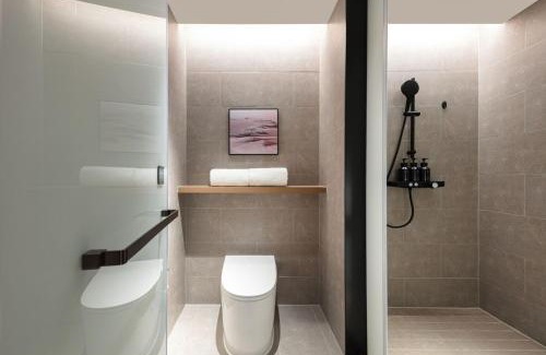 Long Hua Hotel | Atour Hotel Haikou Wanguo Metropolis Qilou Old Street