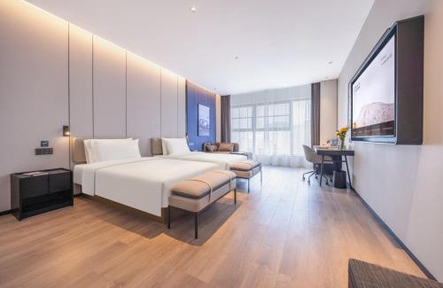 Meishan Hotel | Atour Hotel Meishan Pengshan North Railway Station