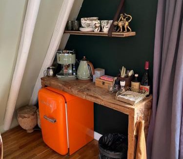 Grachtengordel-West Bed & Breakfast | Attic Monkeys Lodge
