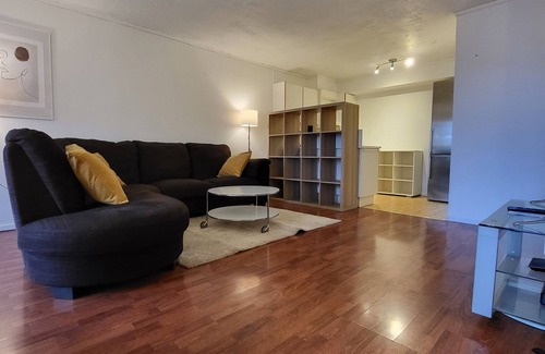 Baerum Municipality Condo | Attractive 2 Rooms Apartment Centrally Located