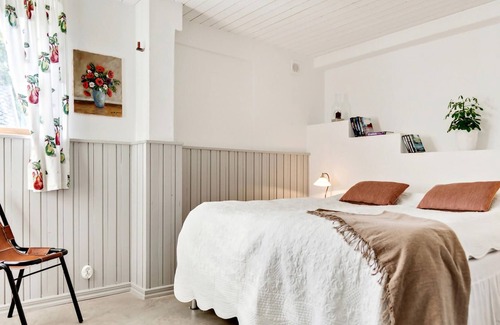 Brosarp Apartment | Attractive and comfortable apartment for a relaxing vacation in the middle of nature.