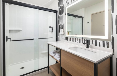Townsite Hotel | Atwell Suites Henderson at the Pass by IHG