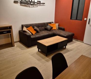 Belleu House | Au Beau Regard