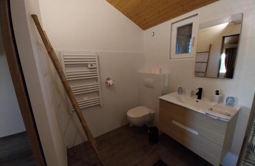 Faye-l'Abbesse Bed & Breakfast | Au granit bleu