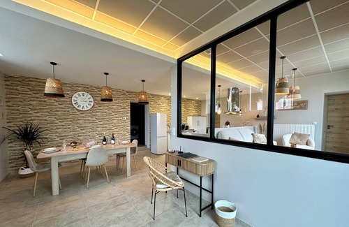 Gray Apartment | "Au Gray des flots" riverside apartment Pets welcome
