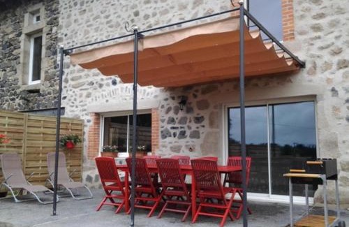 Saint-Andre-de-Chalencon House | Au Nid d'hirondelles
