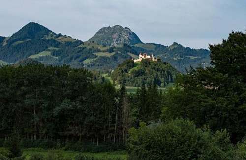 Gruyeres House | Au soleil de Gruyères chez Chantal
